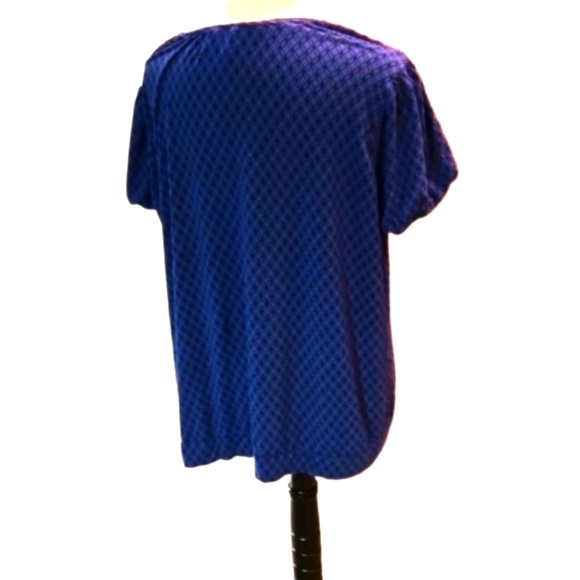 Daisy Fuentes Blue with Black Print Design Elasticized Cap Sleeves Women size 3X - Picture 3 of 9